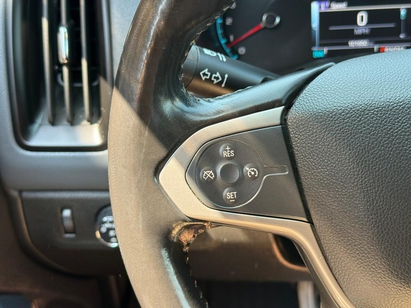 Chevrolet Colorado Vehicle Full-screen Gallery Image 17