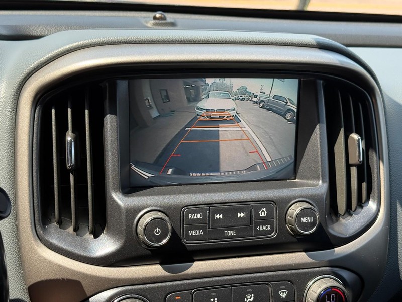 Chevrolet Colorado Vehicle Full-screen Gallery Image 20