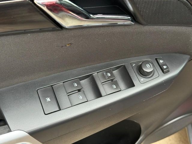 Chevrolet Captiva Sport Fleet Vehicle Full-screen Gallery Image 17