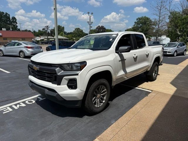 Chevrolet Colorado Vehicle Full-screen Gallery Image 8
