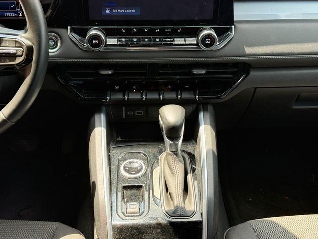 Chevrolet Colorado Vehicle Full-screen Gallery Image 14