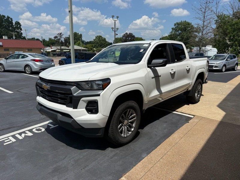 Chevrolet Colorado Vehicle Full-screen Gallery Image 08