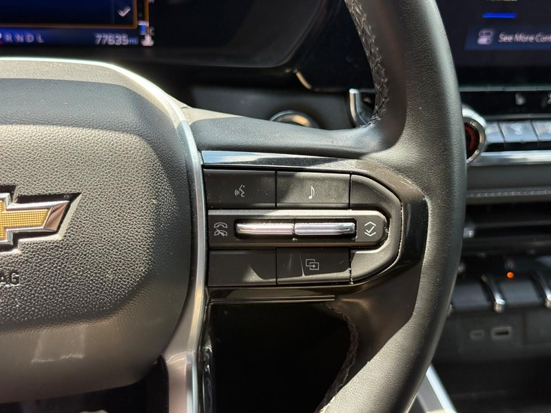 Chevrolet Colorado Vehicle Full-screen Gallery Image 19