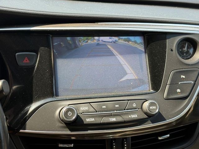 Buick Envision Vehicle Full-screen Gallery Image 22