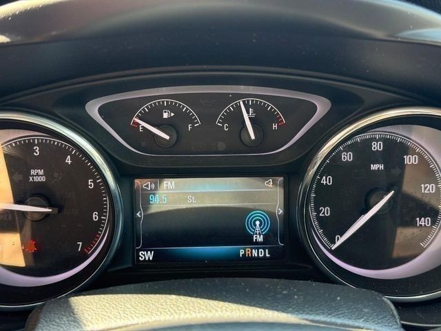 Buick Envision Vehicle Full-screen Gallery Image 23