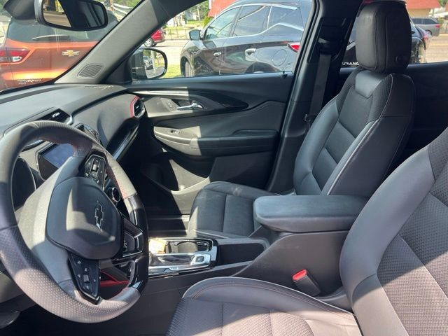 Chevrolet Trailblazer Vehicle Full-screen Gallery Image 5