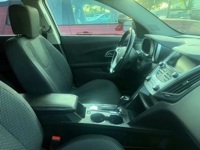 Chevrolet Equinox Vehicle Full-screen Gallery Image 5