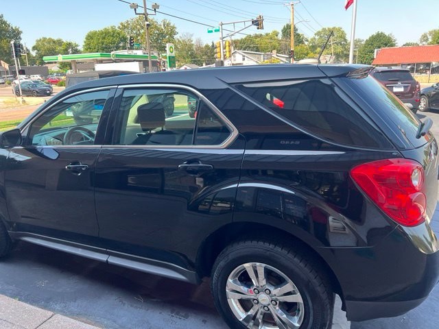 Chevrolet Equinox Vehicle Full-screen Gallery Image 4