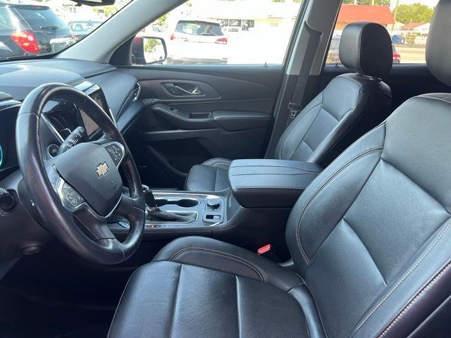 Chevrolet Traverse Vehicle Full-screen Gallery Image 5
