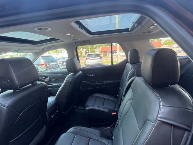 Chevrolet Traverse Vehicle Full-screen Gallery Image 17