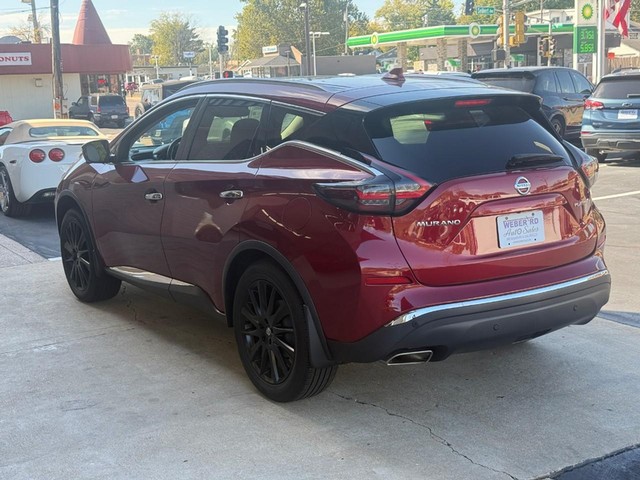 Nissan Murano Vehicle Full-screen Gallery Image 4