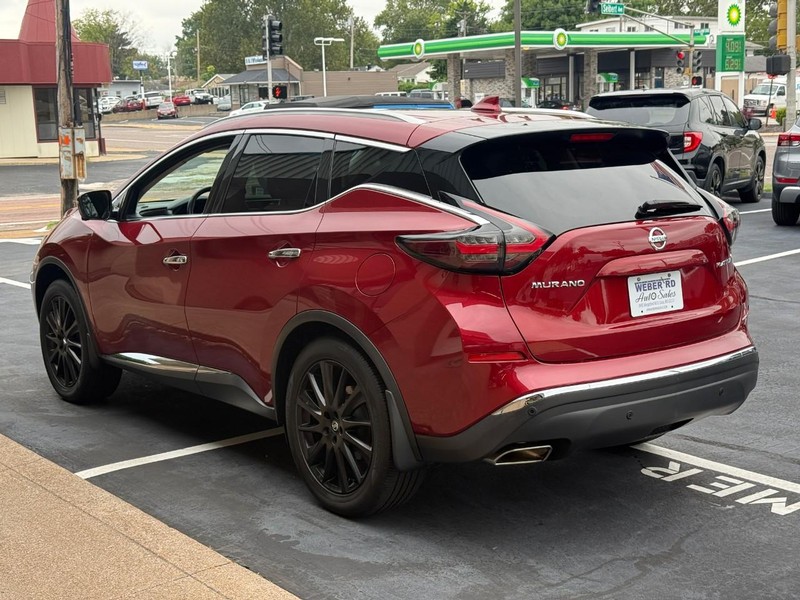 Nissan Murano Vehicle Full-screen Gallery Image 04