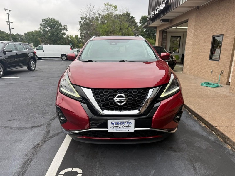 Nissan Murano Vehicle Full-screen Gallery Image 10