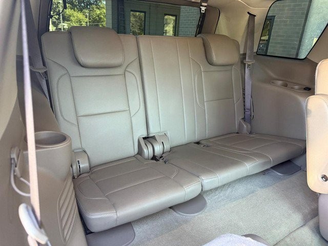 Chevrolet Tahoe Vehicle Full-screen Gallery Image 7