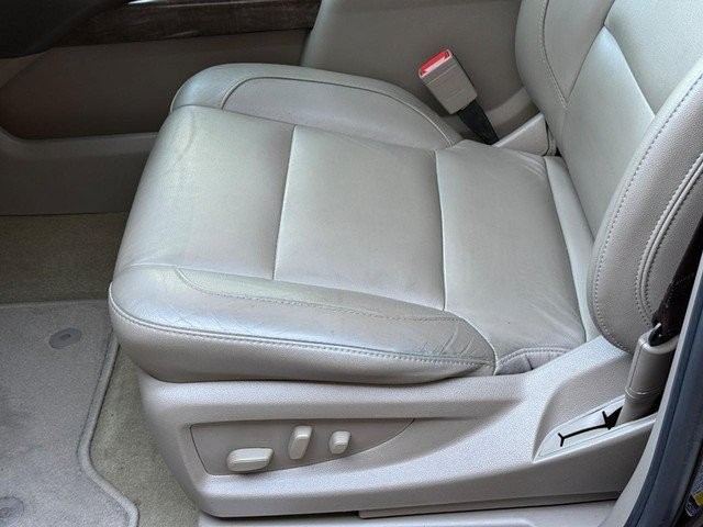 Chevrolet Tahoe Vehicle Full-screen Gallery Image 15