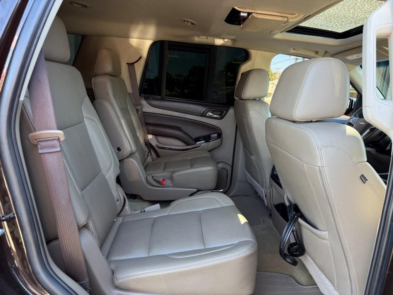 Chevrolet Tahoe Vehicle Full-screen Gallery Image 06