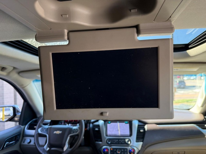 Chevrolet Tahoe Vehicle Full-screen Gallery Image 08