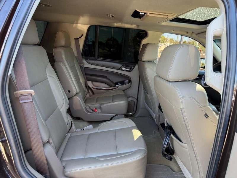 Chevrolet Tahoe Vehicle Full-screen Gallery Image 21