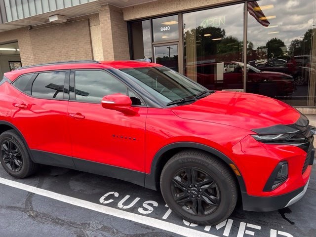 Chevrolet Blazer Vehicle Full-screen Gallery Image 3
