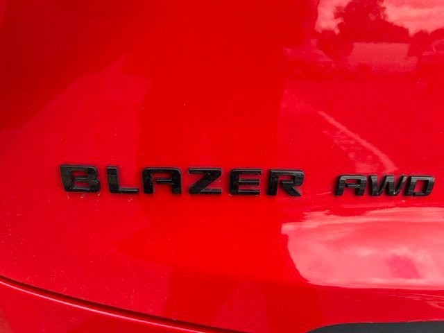 Chevrolet Blazer Vehicle Full-screen Gallery Image 5