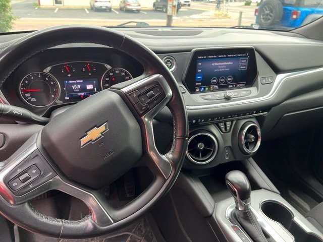 Chevrolet Blazer Vehicle Full-screen Gallery Image 8