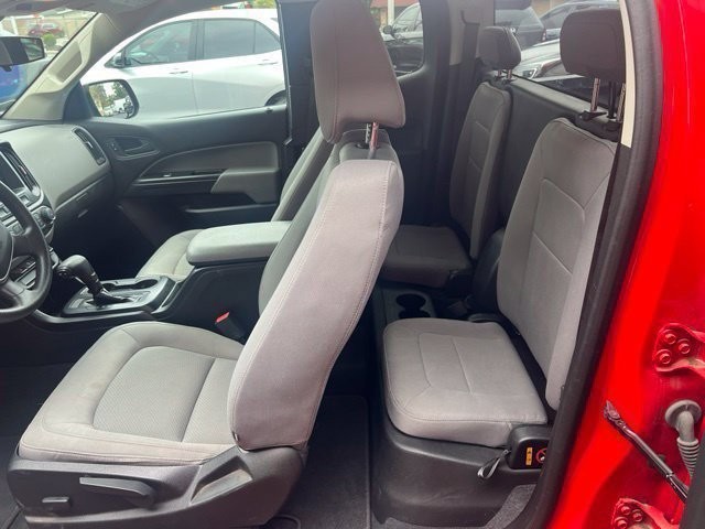 Chevrolet Colorado Vehicle Full-screen Gallery Image 08