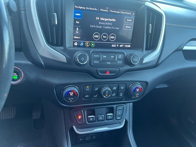 GMC Terrain Vehicle Full-screen Gallery Image 7