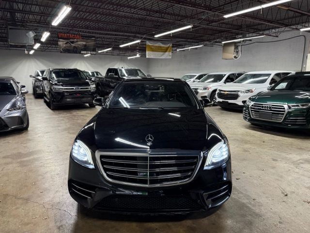 Mercedes-Benz S-Class Vehicle Full-screen Gallery Image 03