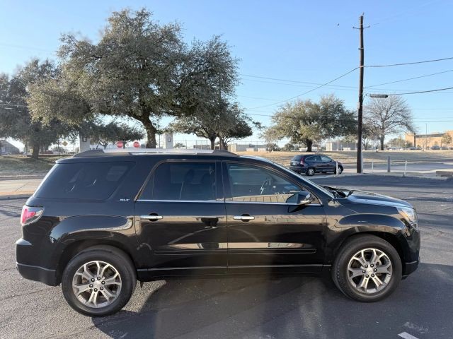 GMC Acadia Vehicle Full-screen Gallery Image 02