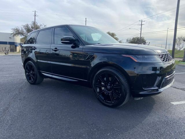 Land Rover Range Rove Vehicle Full-screen Gallery Image 03