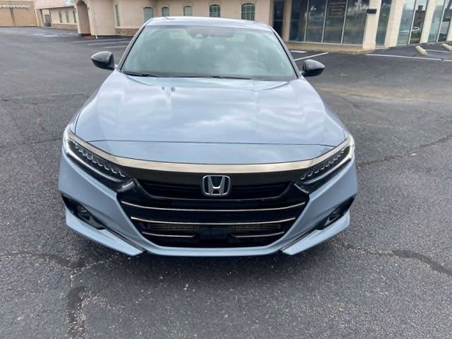 Honda Accord Vehicle Full-screen Gallery Image 02