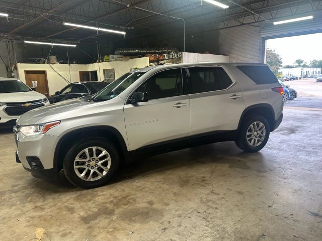 Chevrolet Traverse Vehicle Full-screen Gallery Image 02