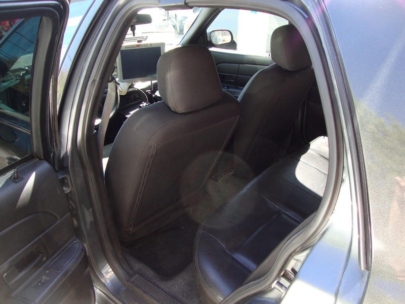 Ford Police Interceptor Vehicle Full-screen Gallery Image 04