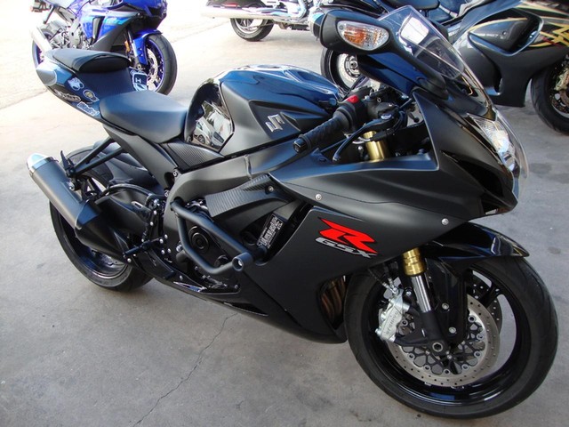 more details - suzuki gsx-r750