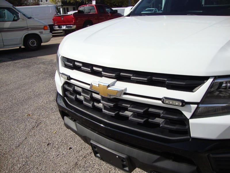 2021 Chevrolet Colorado LT photo 10