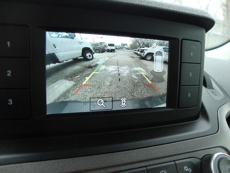 Ford Transit Connect Van Vehicle Full-screen Gallery Image 11