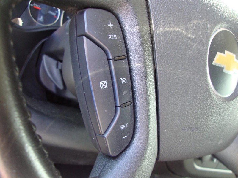 2023 Chevrolet Express Cargo Van 2500 photo 9