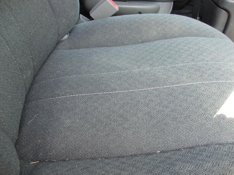 Chevrolet Express Cargo Van Vehicle Full-screen Gallery Image 06