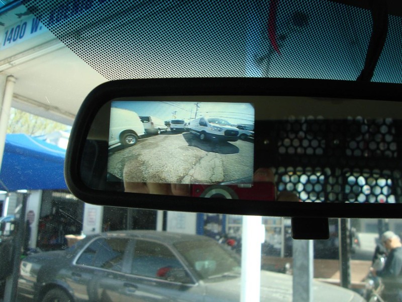 Chevrolet Express Cargo Van Vehicle Full-screen Gallery Image 10