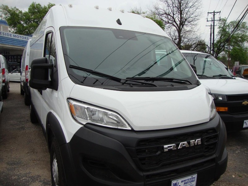 2025 Ram ProMaster 2500 photo 3