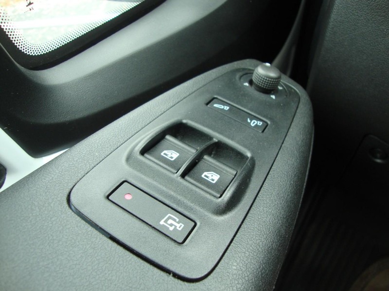2025 Ram ProMaster 2500 photo 10