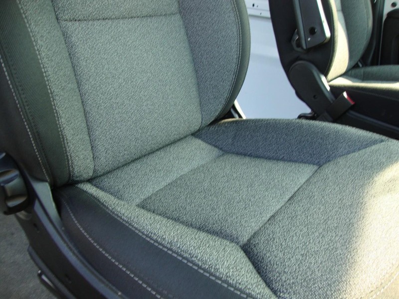 Ram ProMaster Cargo Van Vehicle Full-screen Gallery Image 18