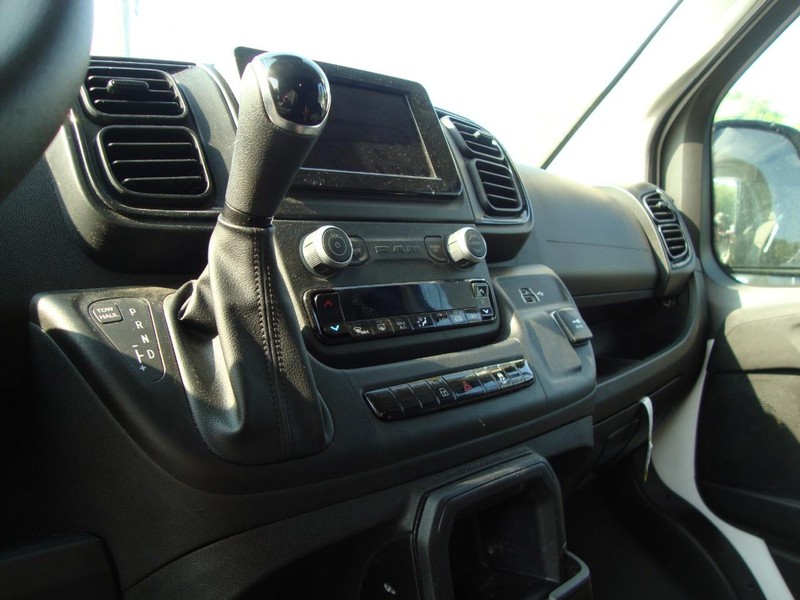 Ram ProMaster Cargo Van Vehicle Full-screen Gallery Image 20