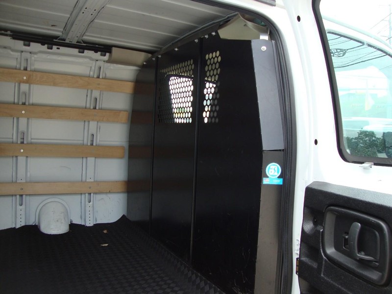 2023 Chevrolet Express Cargo Van 2500 photo 6