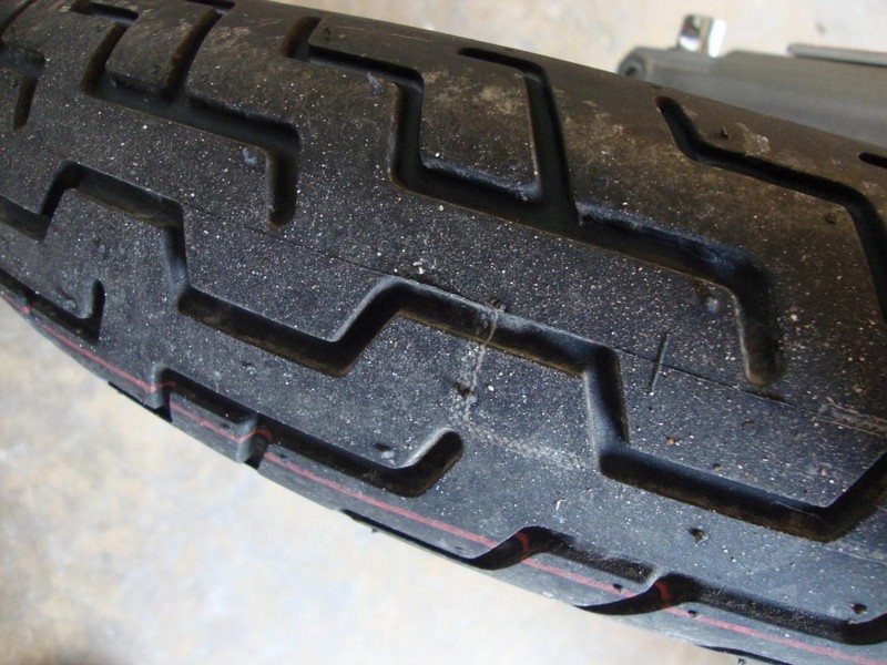 Harley-Davidson SPORTSTER 883 Vehicle Full-screen Gallery Image 04