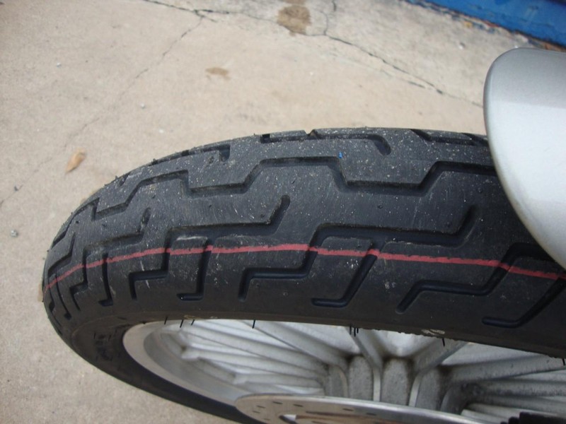 Harley-Davidson SPORTSTER 883 Vehicle Full-screen Gallery Image 09