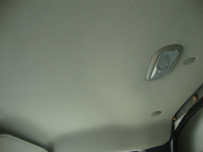 Chevrolet Express Commercial Cutaway Vehicle Full-screen Gallery Image 12