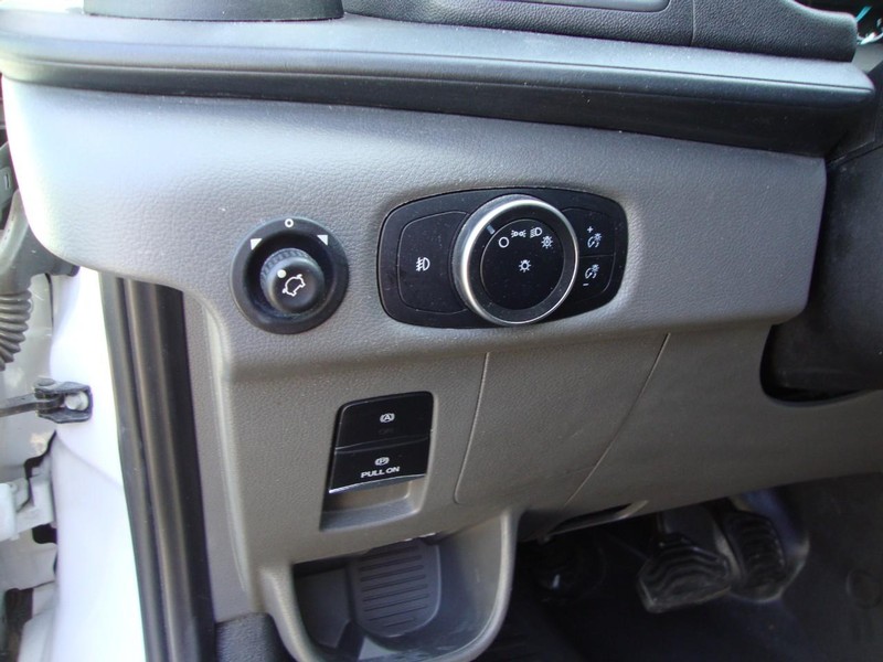 Ford Transit Cargo Van Vehicle Full-screen Gallery Image 07