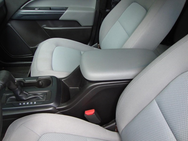 2016 Chevrolet Colorado Work Truck photo 5