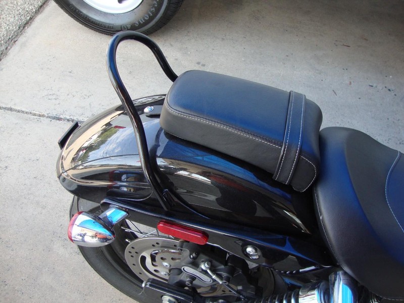 Harley-Davidson WIDE GLIDE Vehicle Full-screen Gallery Image 03